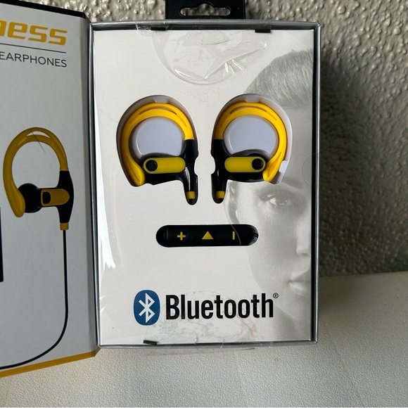 Billboard wireless headphones Black and Yellow never used still in the box NIB - Picture 2 of 4